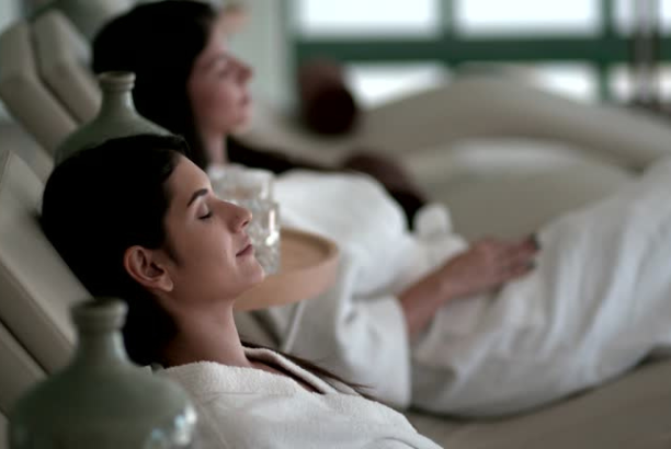 Full body oil massage6